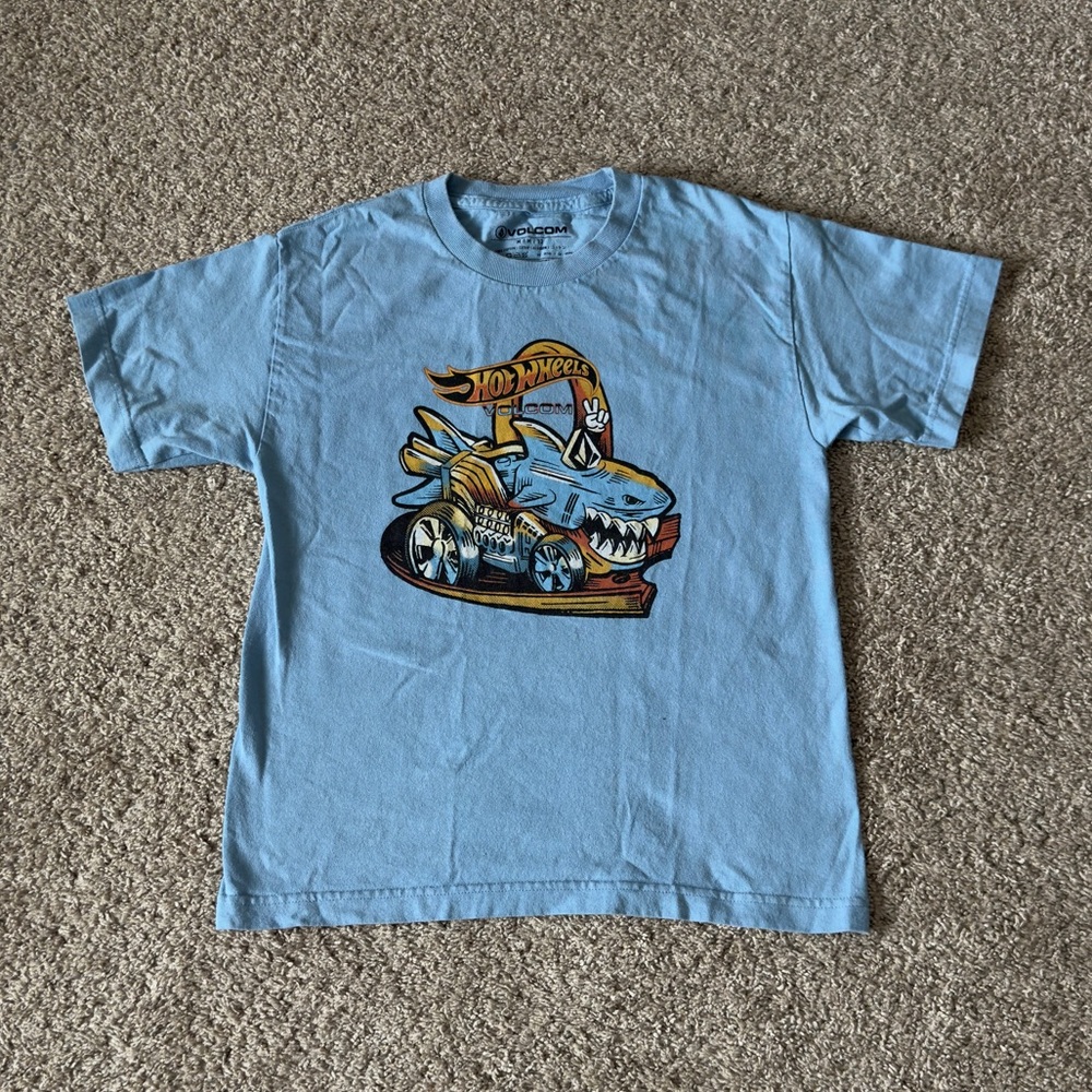 Volcom Boys hot wheels blue short sleeve T-shirt size Medium / 12